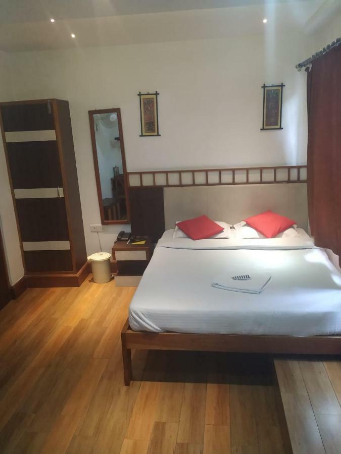 Hotel Shaurya Inn Shillong Bagian luar foto
